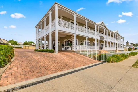 Quality Inn Ashby House Tamworth - Phillip Island Accommodation 1