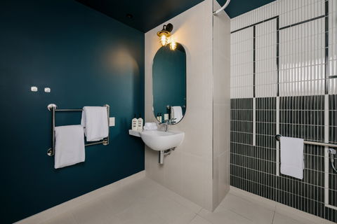 Hotel Indigo Brisbane City Centre - Phillip Island Accommodation 7