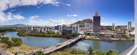 Hotel Grand Chancellor Townsville - Phillip Island Accommodation 0