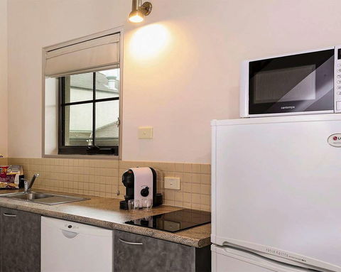 Quality Inn & Suites Menzies - Phillip Island Accommodation 7