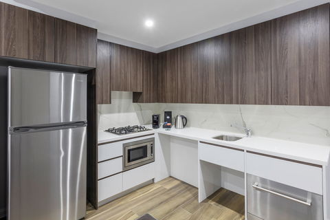 Meriton Serviced Apartments North Sydney - Phillip Island Accommodation 2