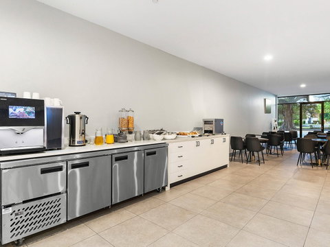 Breakfree on Broadway Sydney - Phillip Island Accommodation 10