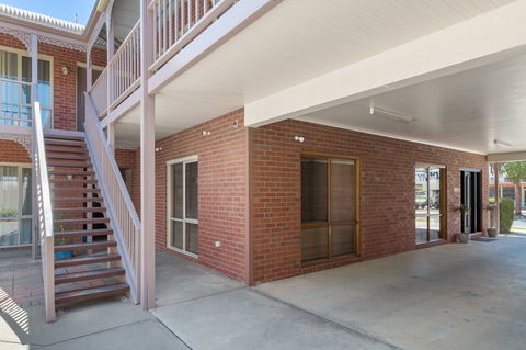 Burke & Wills Motor Inn - Phillip Island Accommodation 3