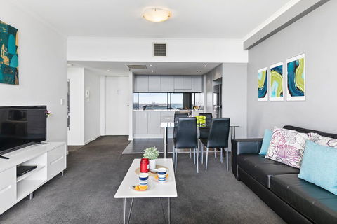 Astra Apartments Parramatta - Phillip Island Accommodation 6