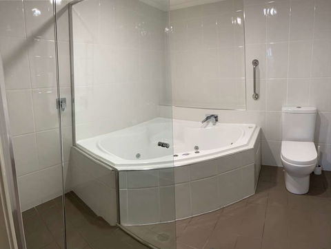 Bathurst Heritage Motor Inn - Phillip Island Accommodation 3