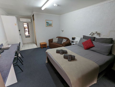 Abajaz Motor Inn - Phillip Island Accommodation 0