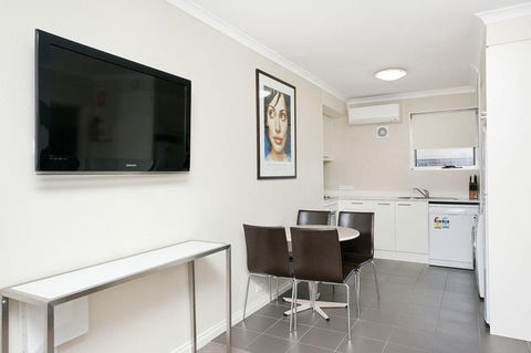 Forrest Hotel & Apartments - Phillip Island Accommodation 2