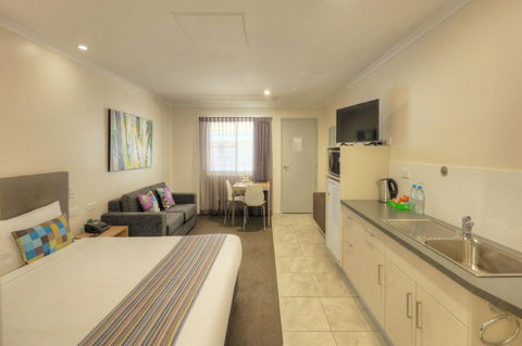Roma Central Motel - Phillip Island Accommodation 0