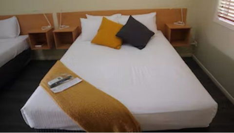 Gayndah Colonial Motor Inn - Phillip Island Accommodation 1