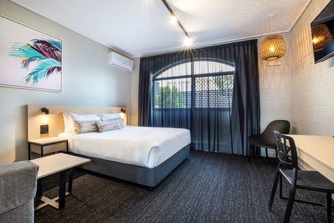 Nightcap At Springwood Hotel - Phillip Island Accommodation 1