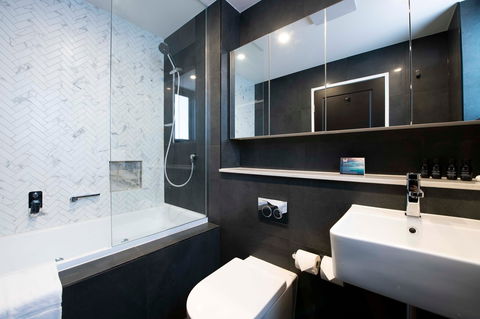 Holiday Inn Stes Parramatta Mar - Phillip Island Accommodation 5