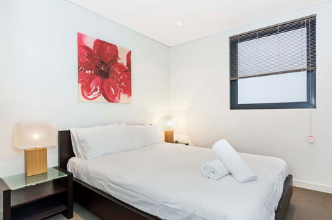 Astra Apartments Perth - Phillip Island Accommodation 11