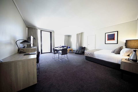 Dingley International Hotel - Phillip Island Accommodation 7