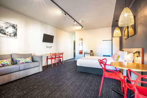 Monash Hotel - Phillip Island Accommodation 13