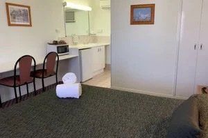 Outback Motel - Phillip Island Accommodation 6