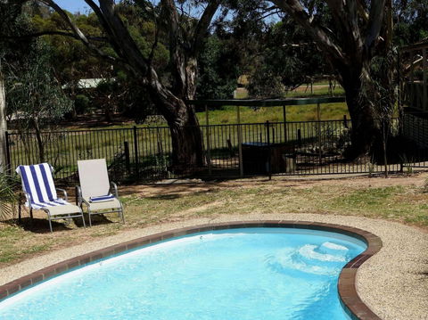 Golden Heritage Motor Inn & Cottages - Phillip Island Accommodation 0
