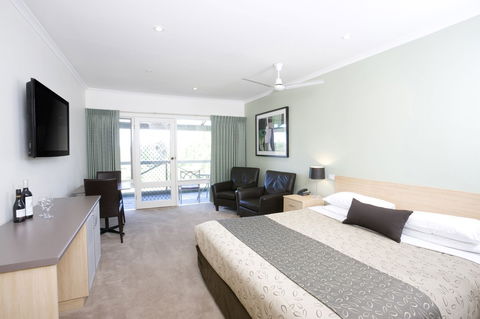 Golden Heritage Motor Inn & Cottages - Phillip Island Accommodation 3