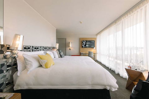 QT Canberra - Phillip Island Accommodation 6