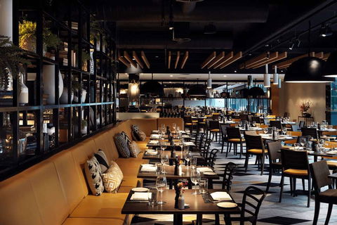 QT Canberra - Phillip Island Accommodation 13