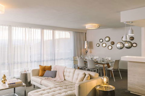 QT Canberra - Phillip Island Accommodation 15