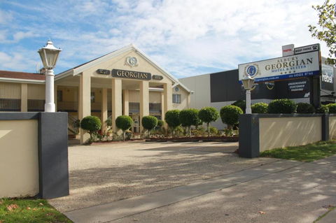 Albury Georgian - Phillip Island Accommodation 0