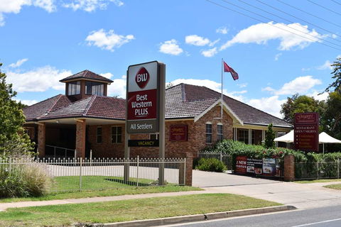Best Western Plus All Settlers Motor Inn - Phillip Island Accommodation 0