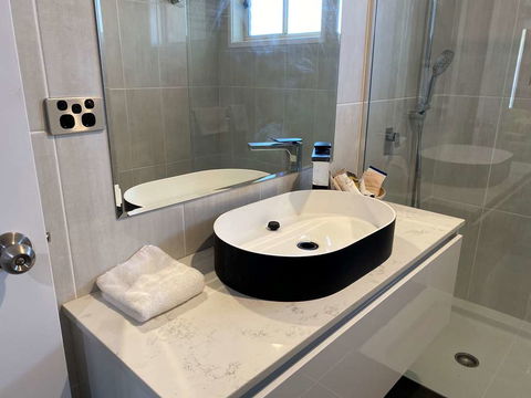 Best Western Plus All Settlers Motor Inn - Phillip Island Accommodation 2