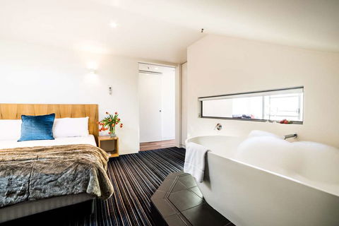 Salamanca Wharf Hotel - Phillip Island Accommodation 2