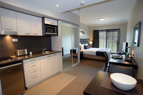 Quest Campbelltown Serviced Apartments - Phillip Island Accommodation 2