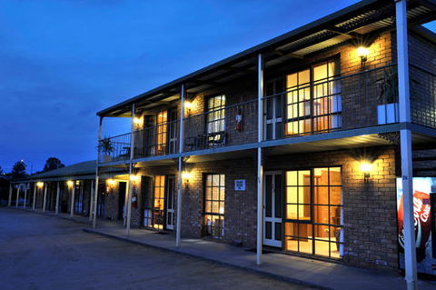 Statesman Motor Inn - Phillip Island Accommodation 0