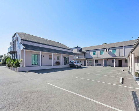 Quality Inn & Suites Menzies - Phillip Island Accommodation 2