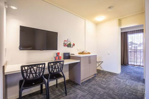 Nightcap at Shoppingtown Hotel - Phillip Island Accommodation 3