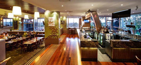 Nightcap at Shoppingtown Hotel - Phillip Island Accommodation 4
