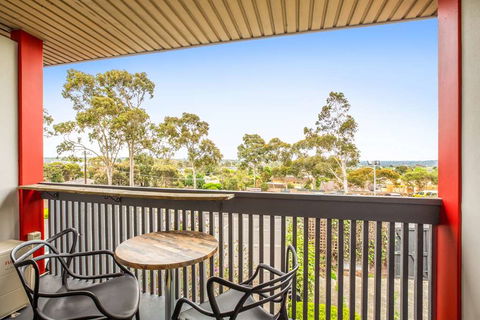 Nightcap at Shoppingtown Hotel - Phillip Island Accommodation 9