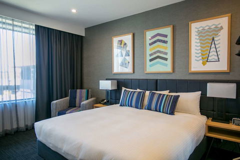 Alpha Hotel Eastern Creek - Phillip Island Accommodation 7