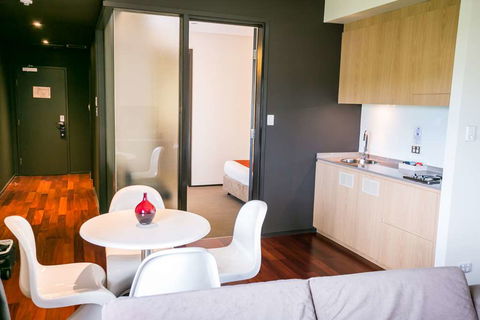 Alpha Hotel Eastern Creek - Phillip Island Accommodation 17