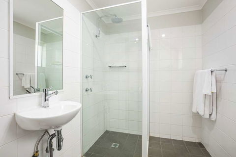 Colyton Hotel, a Nightcap Hotel - Phillip Island Accommodation 9