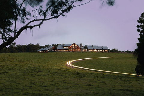 Spicers Peak Lodge - Phillip Island Accommodation 1