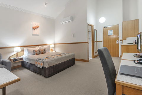 The Airport International Motel - Phillip Island Accommodation 4