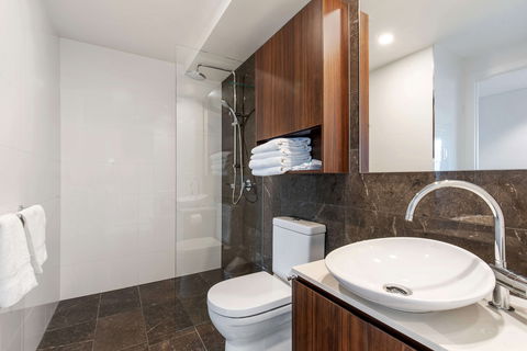 Arise Brisbane Skytower - Phillip Island Accommodation 11