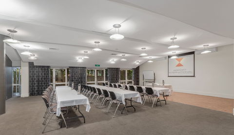 The Airport International Motel - Phillip Island Accommodation 13