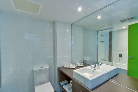 Mackay Oceanside Central Hotel - Phillip Island Accommodation 7