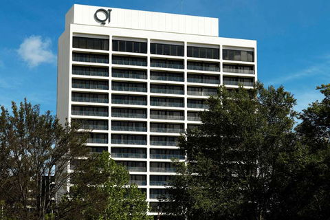 QT Canberra - Phillip Island Accommodation 0