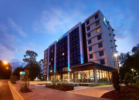 Holiday Inn Express Sydney Macquarie Pk - Phillip Island Accommodation 1