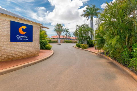 Comfort Inn & Suites Karratha - Phillip Island Accommodation 2