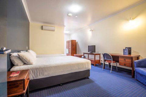 Atherton Hotel - Phillip Island Accommodation 2