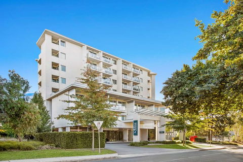 Adina Serviced Apts Canberra Dickson - Phillip Island Accommodation 1