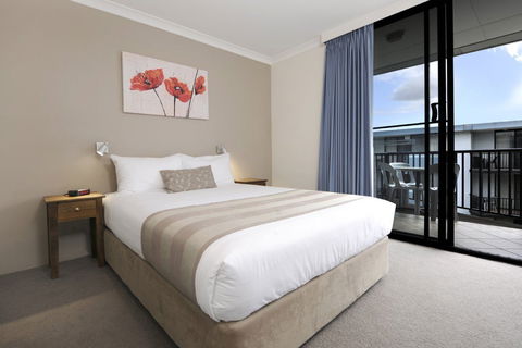 Assured Waterside Apartments - Phillip Island Accommodation 1