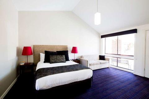 All Seasons Bendigo - Phillip Island Accommodation 1