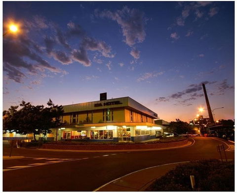 Isa Hotel - Phillip Island Accommodation 0